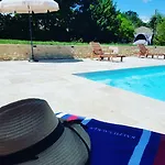 Holiday home La Spacieuse Maison Des Miots Saint-Simeux
