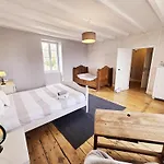 La Spacieuse Maison Des Miots Holiday home