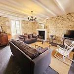 La Spacieuse Maison Des Miots *