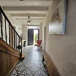 La Spacieuse Maison Des Miots *