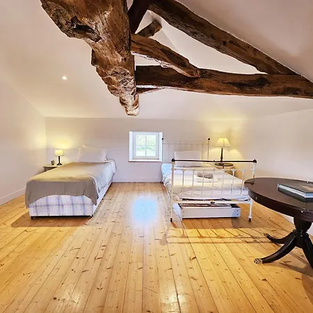 La Spacieuse Maison Des Miots * Hiersac