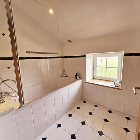 La Spacieuse Maison Des Miots Prázdninový dům *