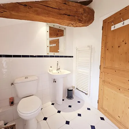 La Spacieuse Maison Des Miots *