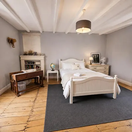 La Spacieuse Maison Des Miots *