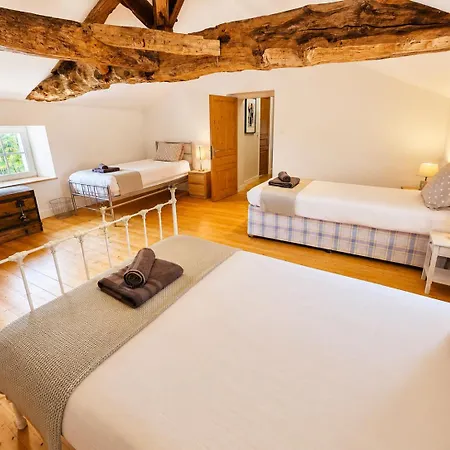 Semesterbostad La Spacieuse Maison Des Miots *